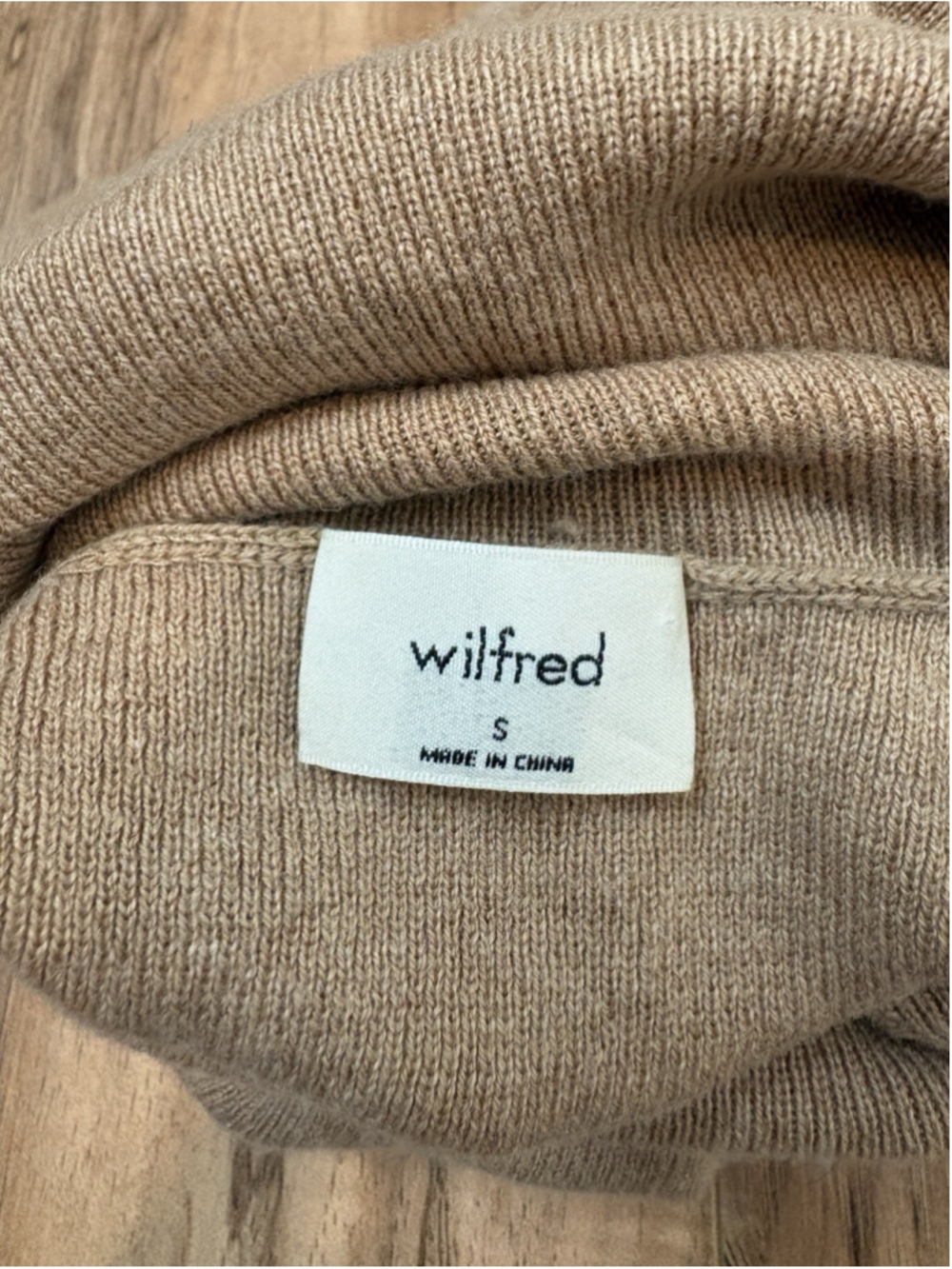 Aritzia Wilfred Rebecca Turtleneck Sweater Camel Tan Merino Wool Cropped Size S - Picture 10 of 14